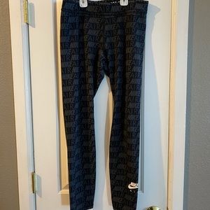 Nike logo pattern leggings